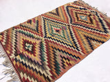 Colorful Turkish Kilim rug, 7 x 4,3 feet - Sophie's Bazaar - 4