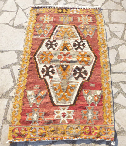 Small ethnic Kilim rug, 3,9 x 2,2 feet - Sophie's Bazaar - 1